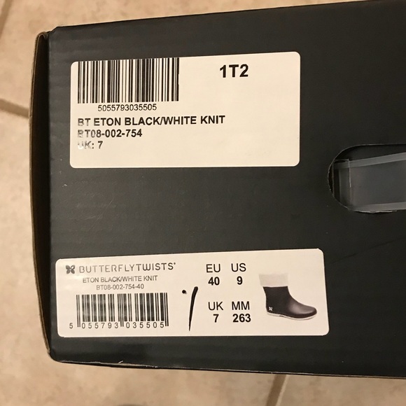 Butterfly Twists Flexible Rain Boots - Picture 3 of 4